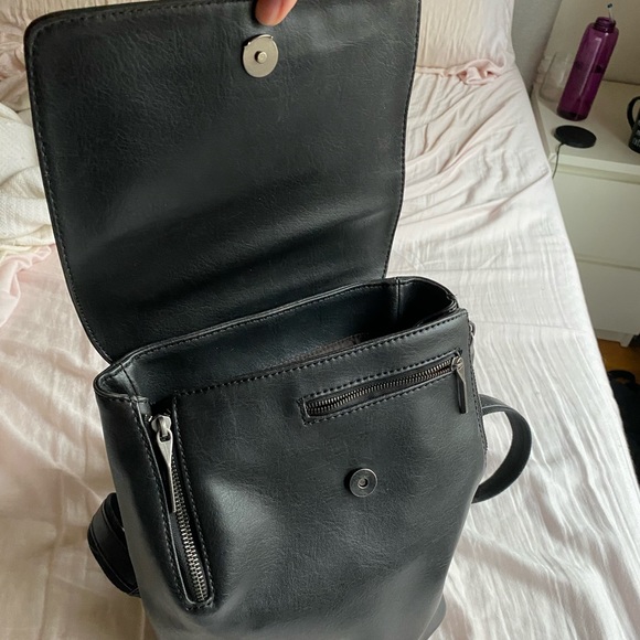 ✨SOLD✨ Matt & Nat backpack - Picture 3 of 6